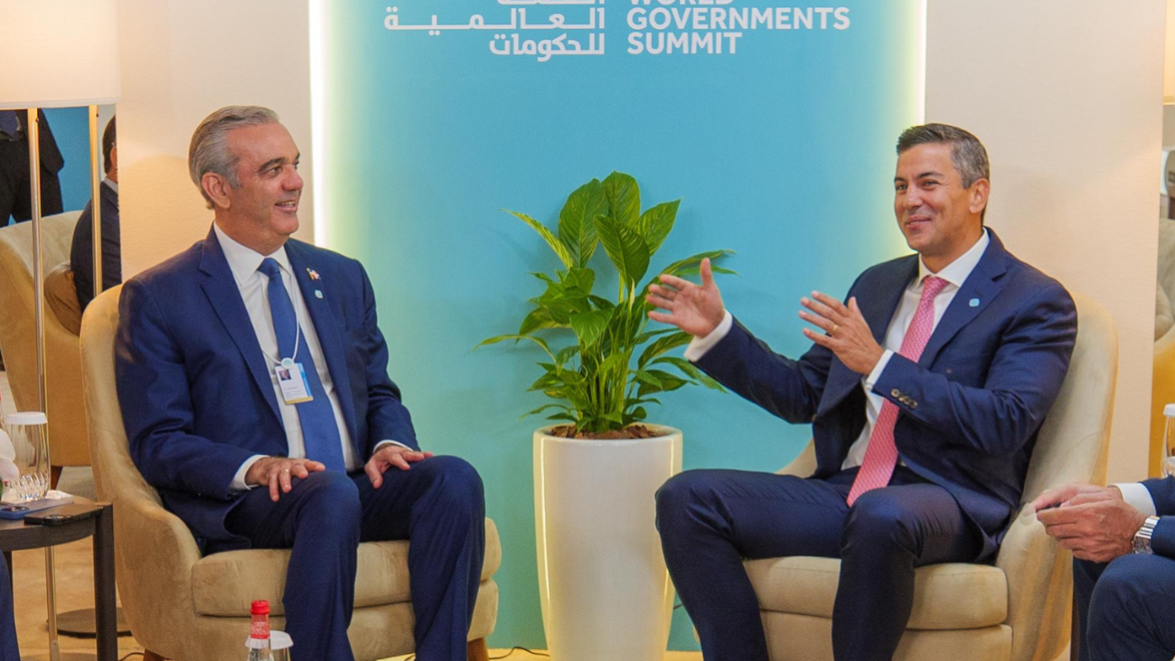 Presidente Abinader promueve uso de hub logístico dominicano para dinamizar exportaciones agrícolas de Paraguay