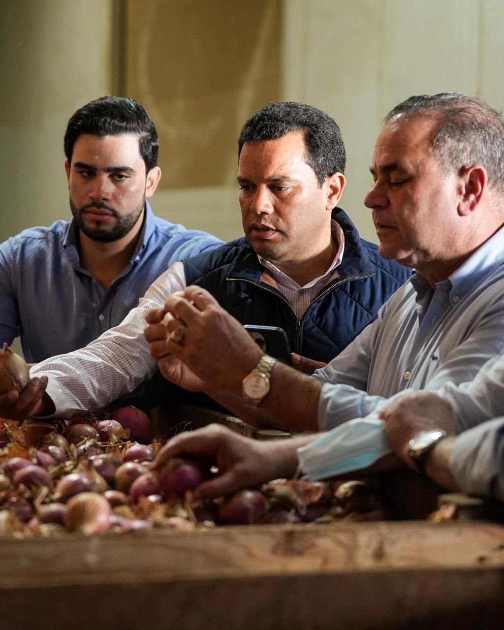 Ministro de Agricultura declara de alta prioridad protección a la producción nacional