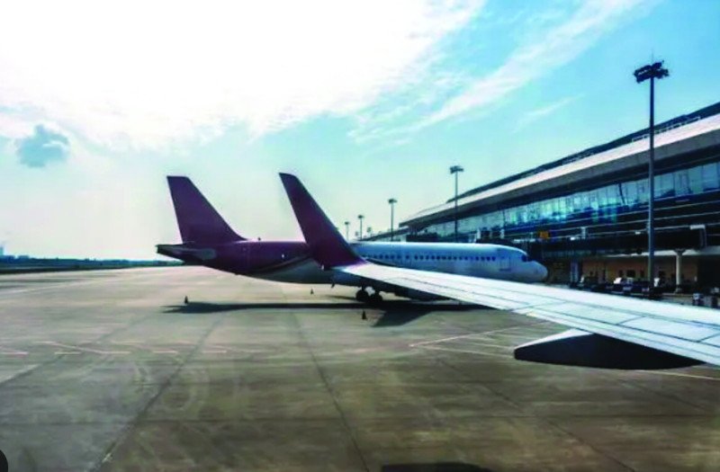 Alza del combustible queda fuera del control de aerolíneas