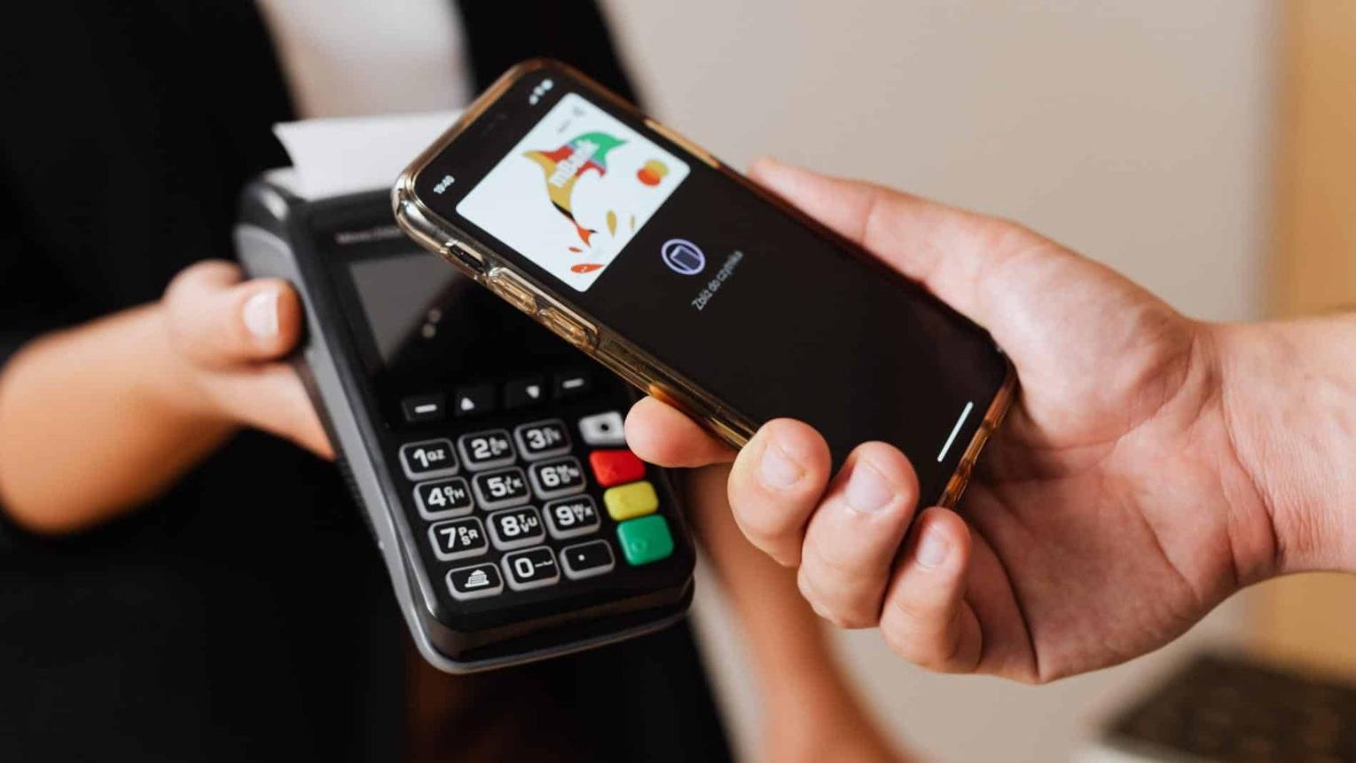 Pagos con inteligencia artificial avanzan en la región: Mastercard introduce modelo que ejecuta compras automáticamente