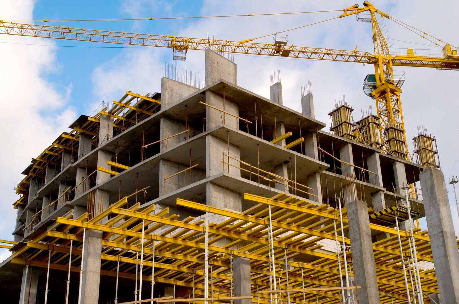 Economía dominicana crece 5.1 % en marzo impulsada por construcción y turismo