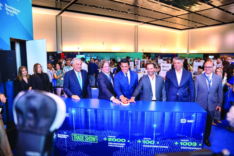 Collado proyecta llegada de más de 3 millones de turistas tras acuerdos en Miami