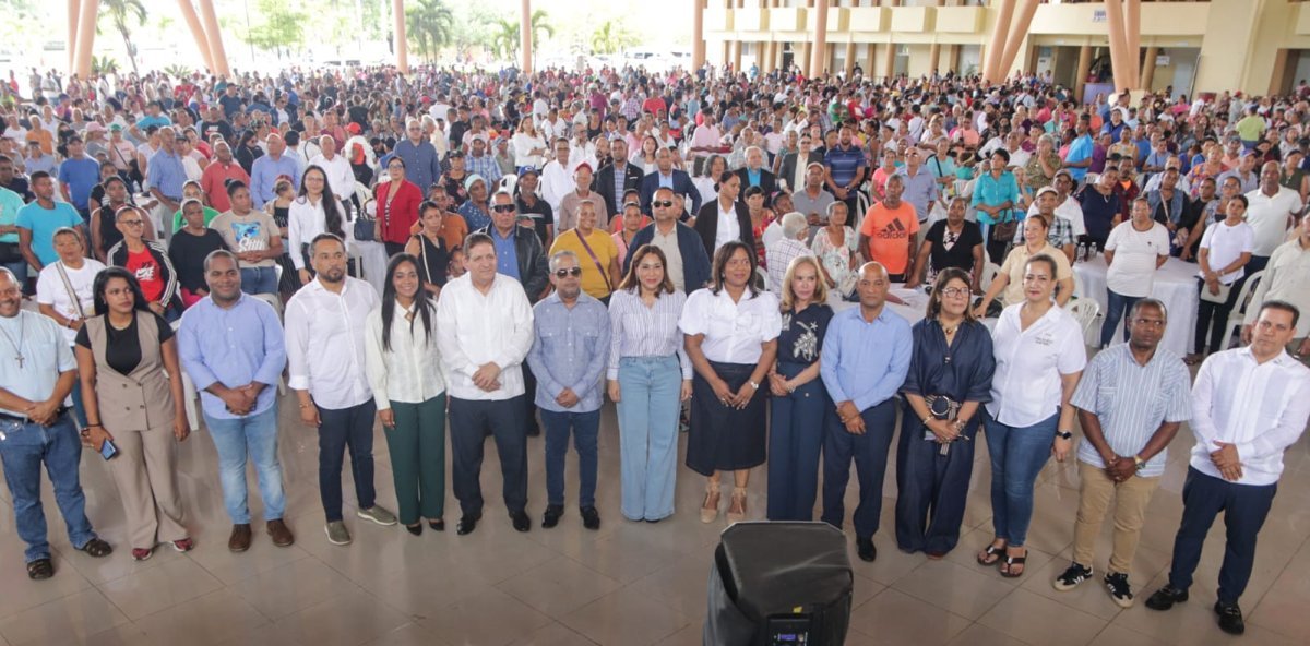 Supérate impacta más de 22 mil hogares en Monseñor Nouel y reúne a 2,000 beneficiarios en Bonao