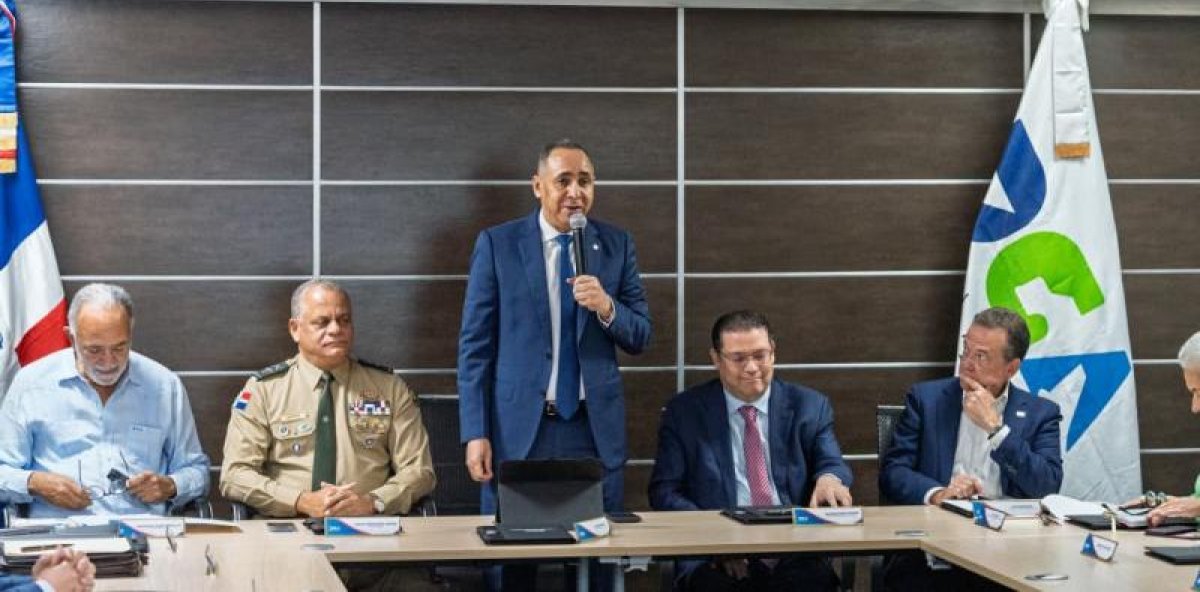 DGA encabeza primera sesión del Comité Nacional de Gestión de Riesgo para fortalecer el comercio de bienes