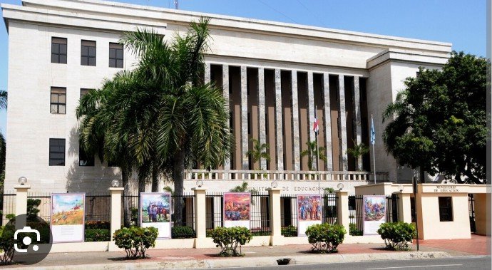 MINERD extiende suspensión de clases en zonas en alerta amarilla y deja libertad de acción para zonas vulnerables