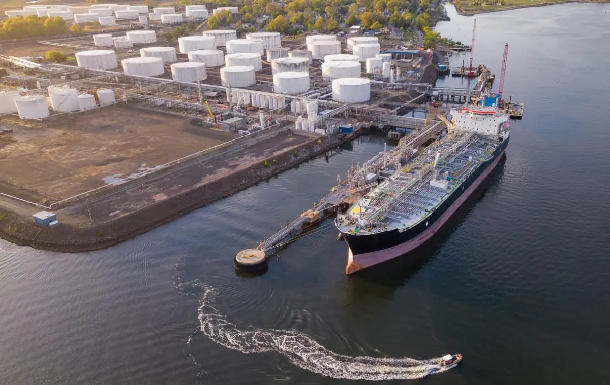 Conflicto en Oriente Medio frenaría el crecimiento económico global en 2026