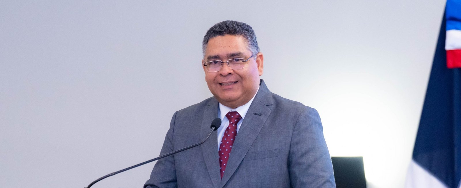 MHE destaca apuesta de RD por la competencia en lanzamiento de informe del BID sobre mercados