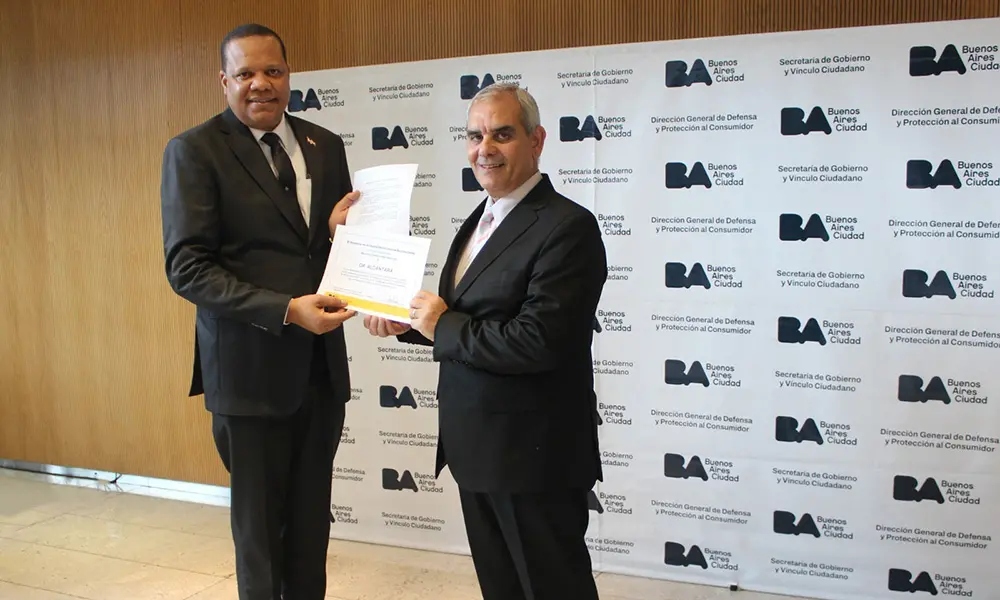 Argentina reconoce labor de Eddy Alcántara en defensa del consumidor