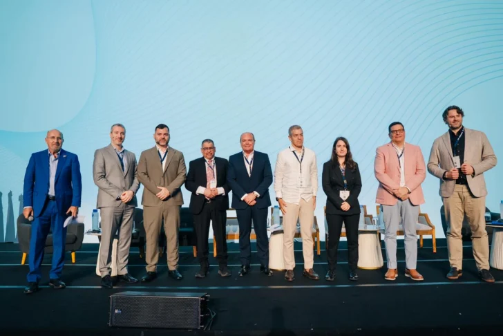 Facturación electrónica impulsa récord de recaudación en Republica Dominicana