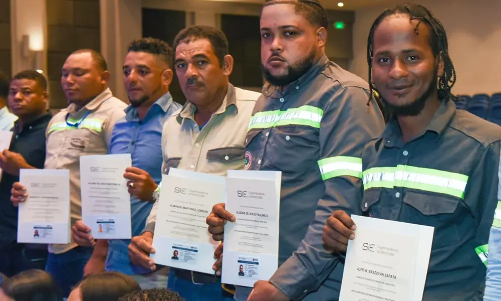 SIE certifica más de 5 mil técnicos electricistas en el país