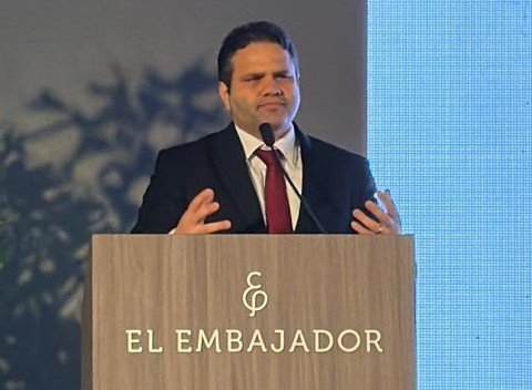 Economista destaca solidez del mercado cambiario en República Dominicana