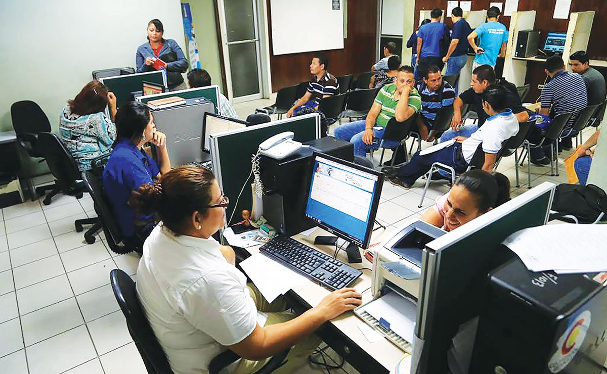 BID advierte falta de competencia frena crecimiento y salarios en América Latina