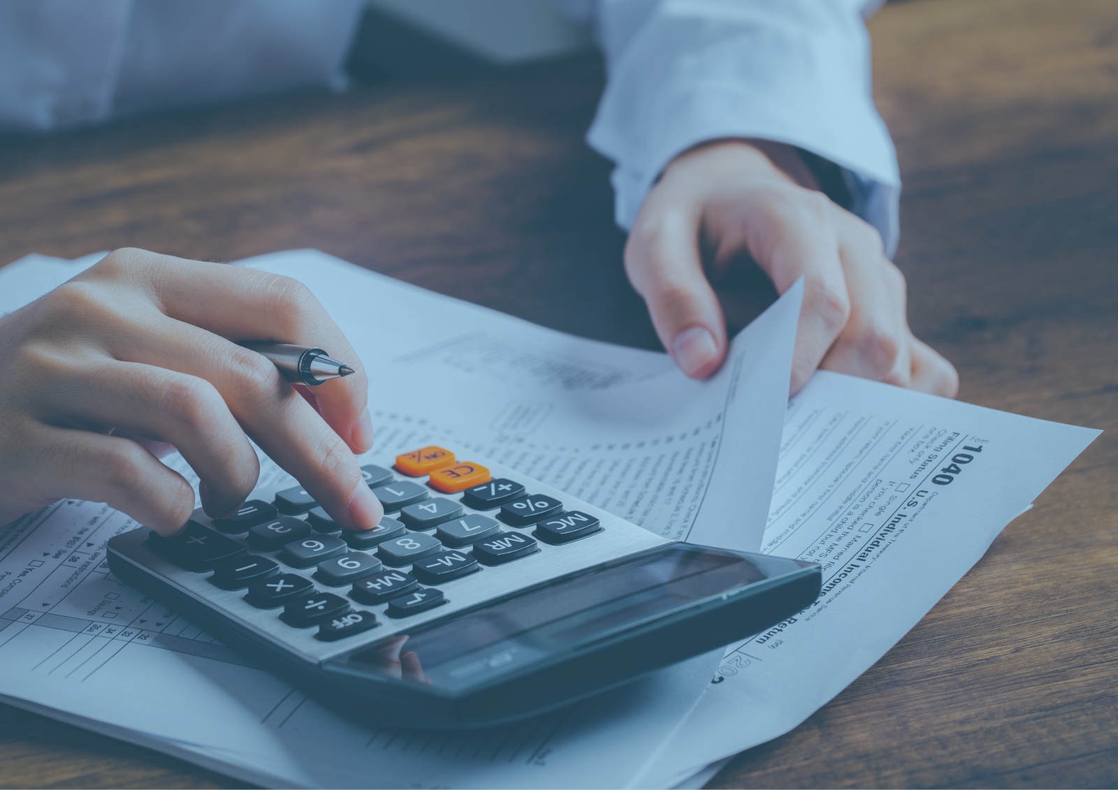 Gobierno propone amnistía fiscal y eliminación de anticipos en nueva reforma