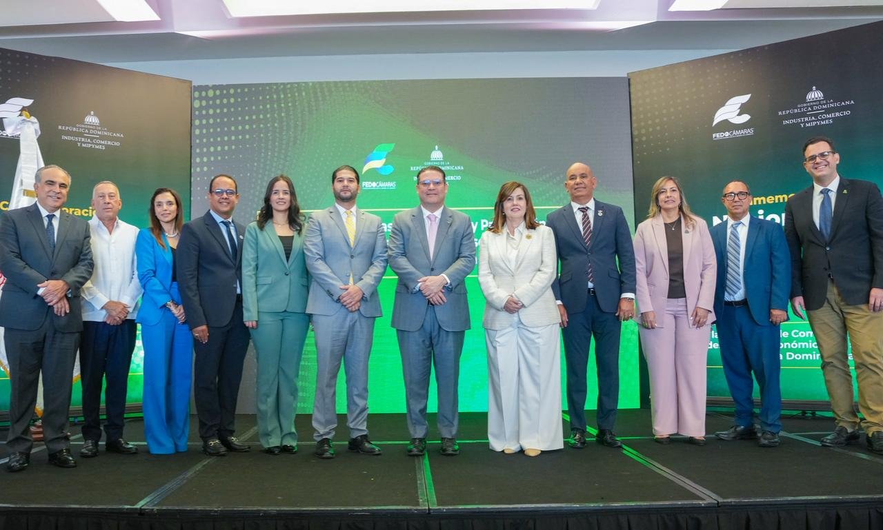Yayo Sanz Lovatón resalta modernización del Registro Mercantil