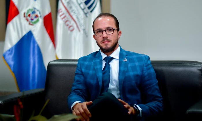Claudio Caamaño afirma inversión en la agricultura es clave para el desarrollo económico