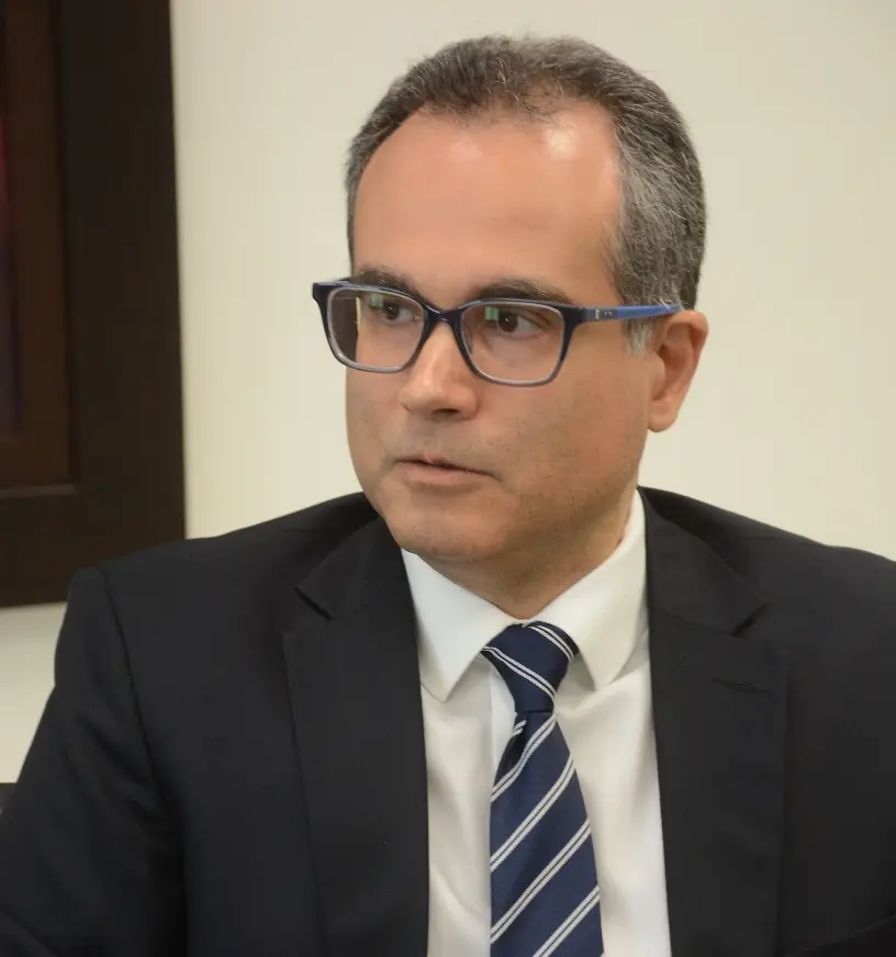 CREES alerta sobre incertidumbre por posible aumentos de impuestos fiscales en RD