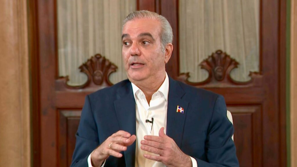 Abinader: “Ahora mismo no hay condiciones para hacer una reforma fiscal integral”