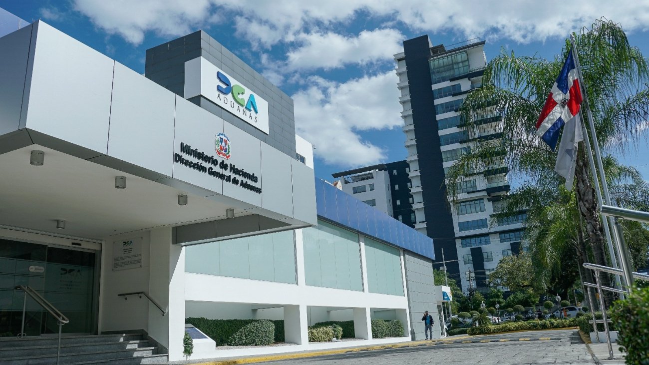Aduanas recauda RD$129,236 millones en el primer semestre de 2026