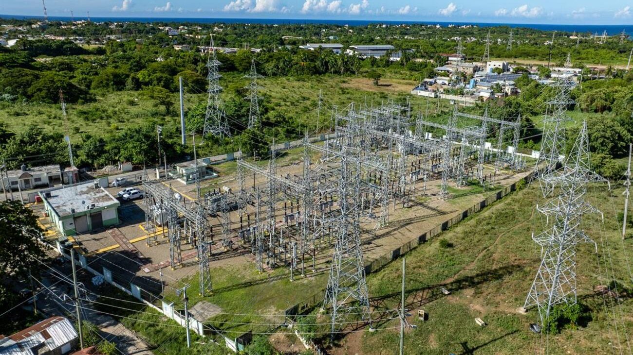 ETED iniciará este sábado reconducción de línea de transmisión en Puerto Plata