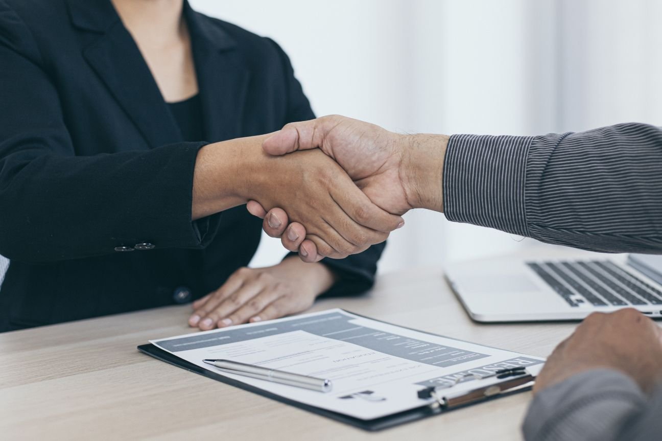 Cien mil trabajadores sostienen más de un empleo formal en RD